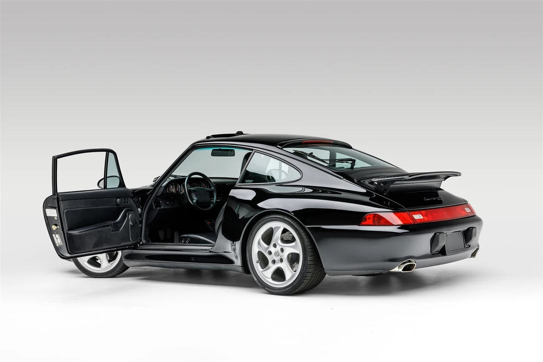 1998 Porsche 993 Carrera 4S - Image 14 of 31