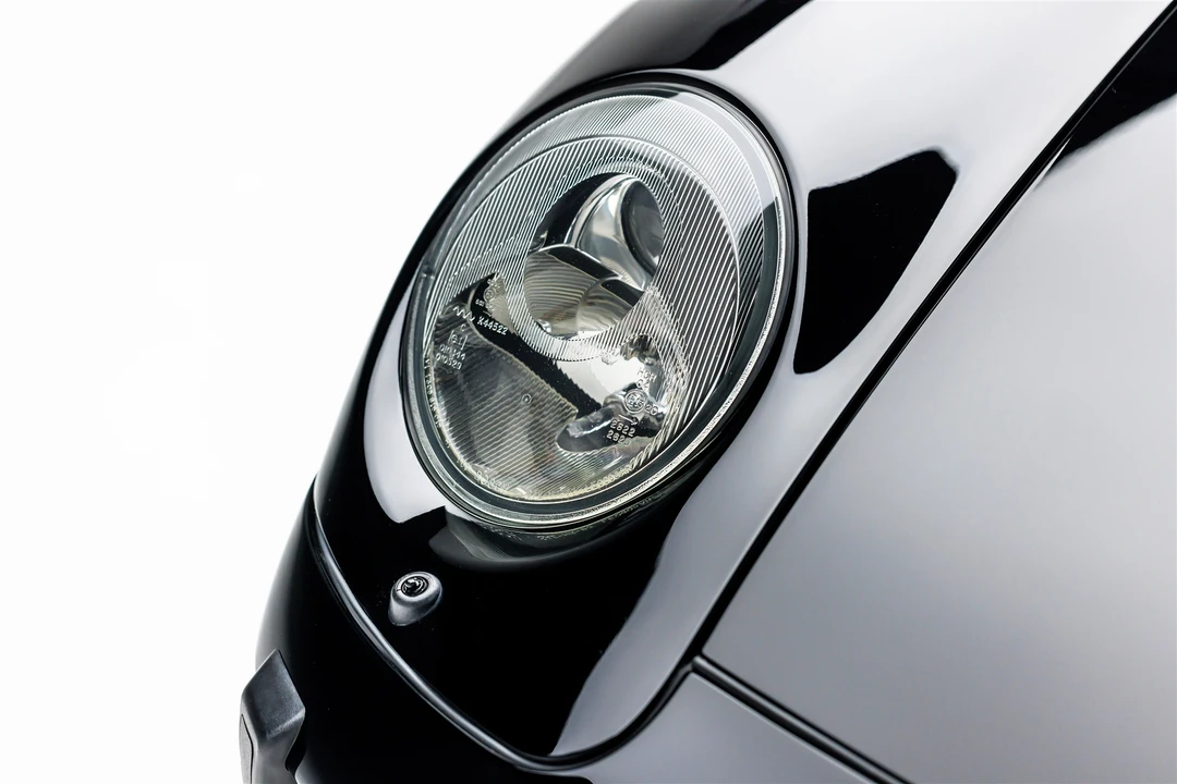 1998 Porsche 993 Carrera 4S - Image 21 of 31
