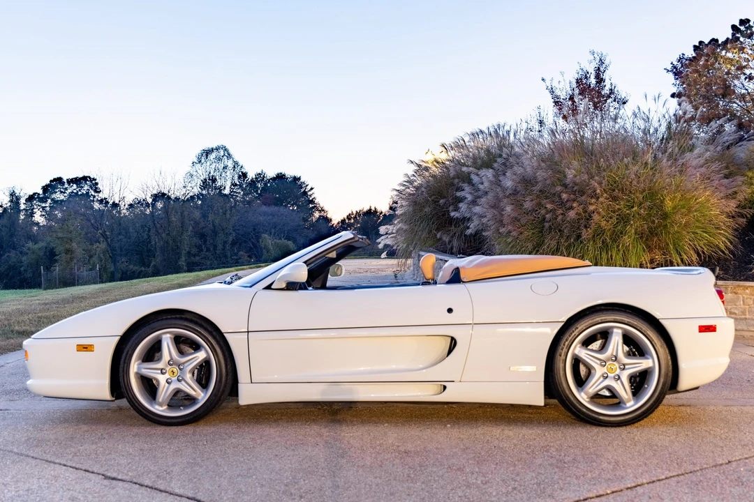 1999 Ferrari F355 Spider - Image 9 of 31