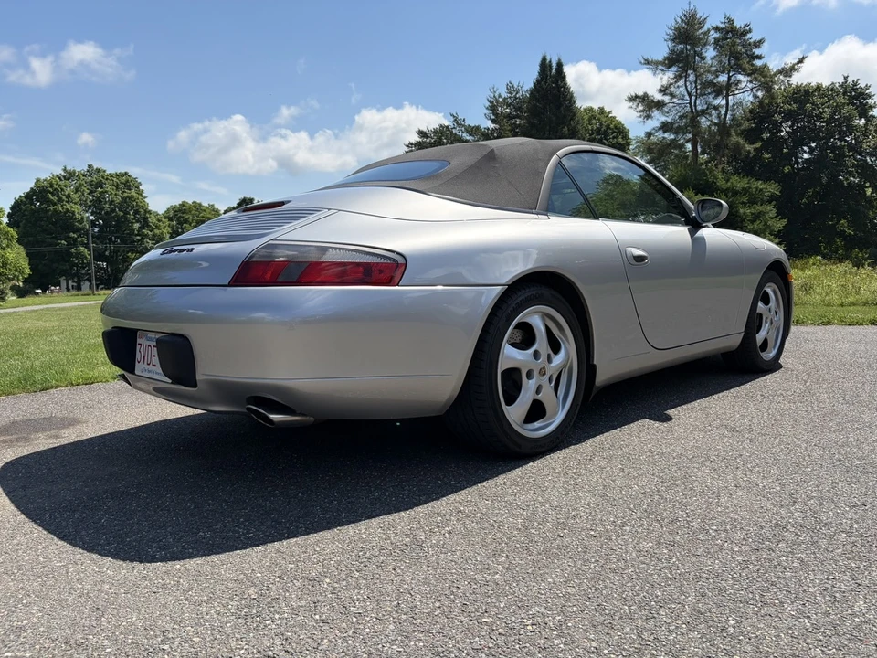 1999 Porsche 996 Carrera - Image 19 of 31