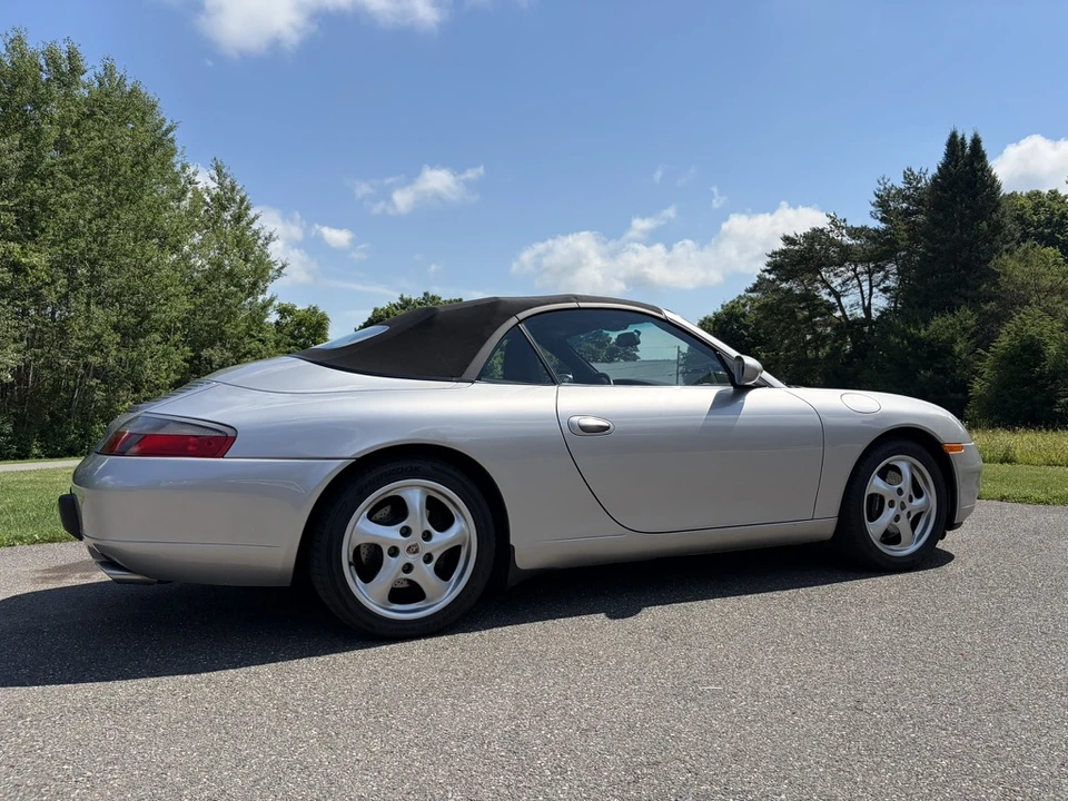1999 Porsche 996 Carrera - Image 18 of 31