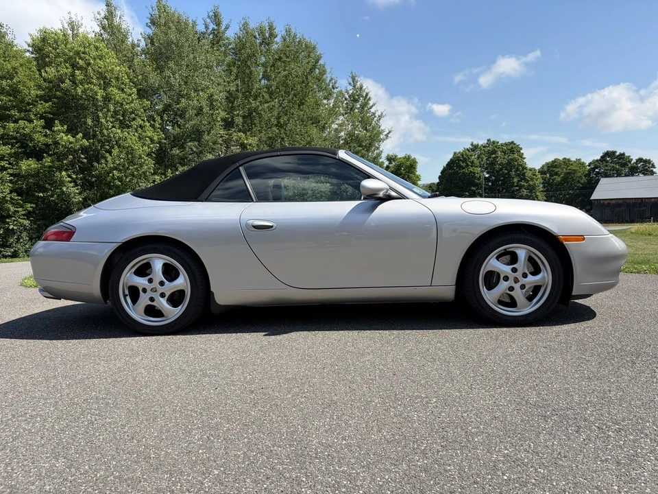 1999 Porsche 996 Carrera - Image 17 of 31