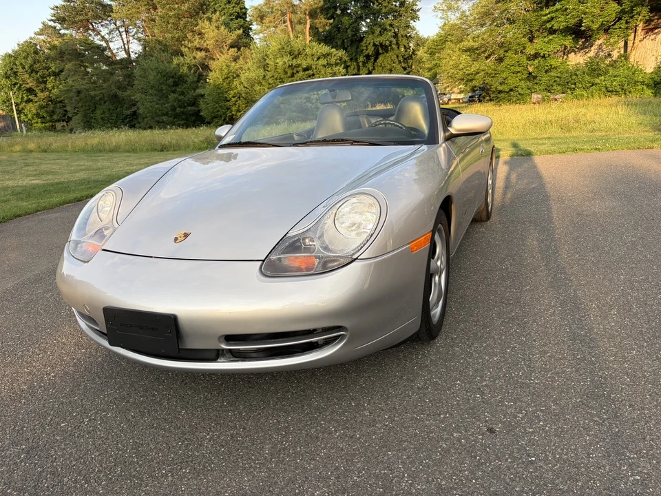 1999 Porsche 996 Carrera - Image 28 of 31