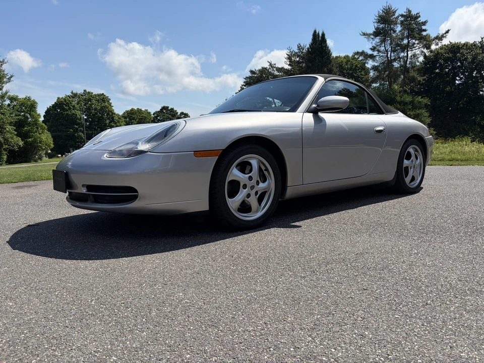1999 Porsche 996 Carrera - Image 13 of 31