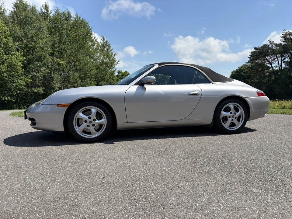 1999 Porsche 996 Carrera - Image 12 of 31