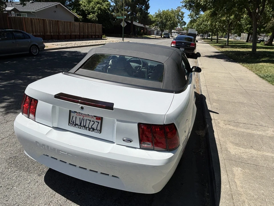 2000 Ford SN95 Mustang - Image 11 of 31