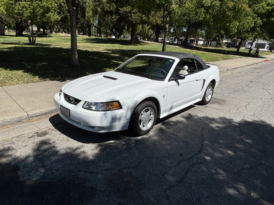 2000 Ford SN95 Mustang - Image 17 of 31