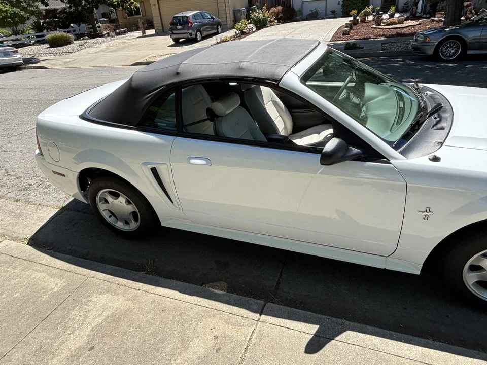2000 Ford SN95 Mustang - Image 22 of 31