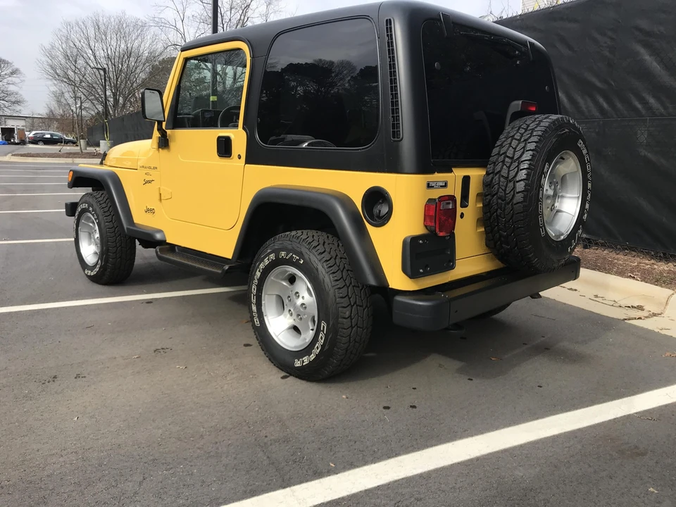 2000 Jeep TJ Wrangler - Image 10 of 31
