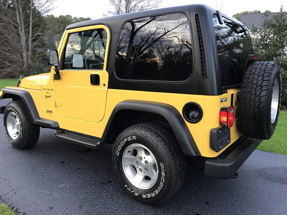2000 Jeep TJ Wrangler - Image 8 of 31