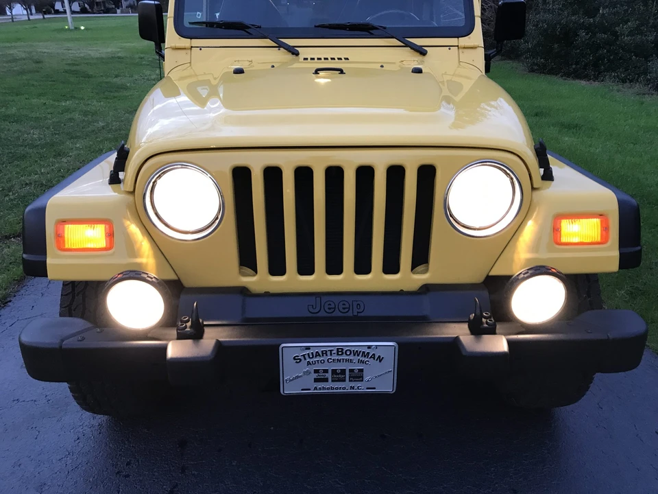 2000 Jeep TJ Wrangler - Image 28 of 31