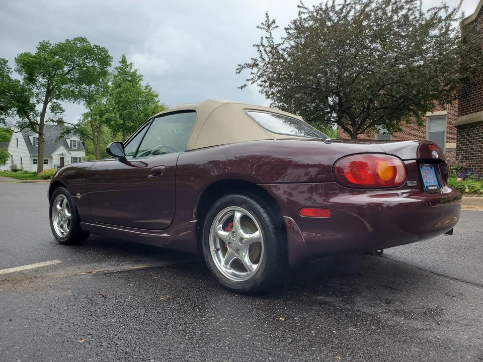 2000 Mazda NB MX-5 Miata - Image 10 of 31