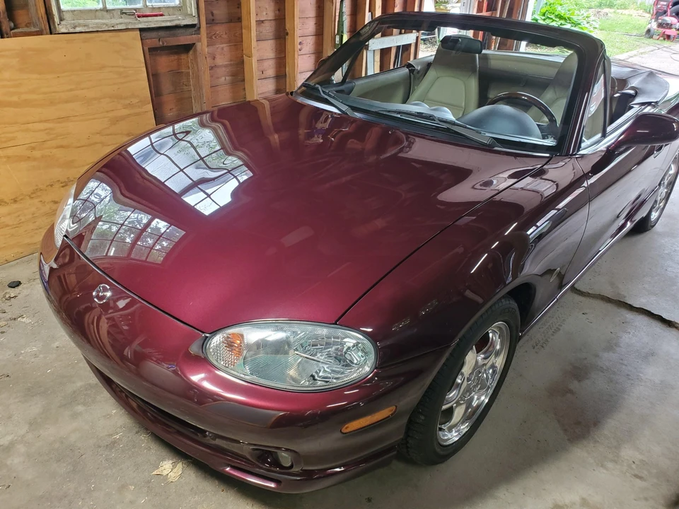 2000 Mazda NB MX-5 Miata - Image 19 of 31