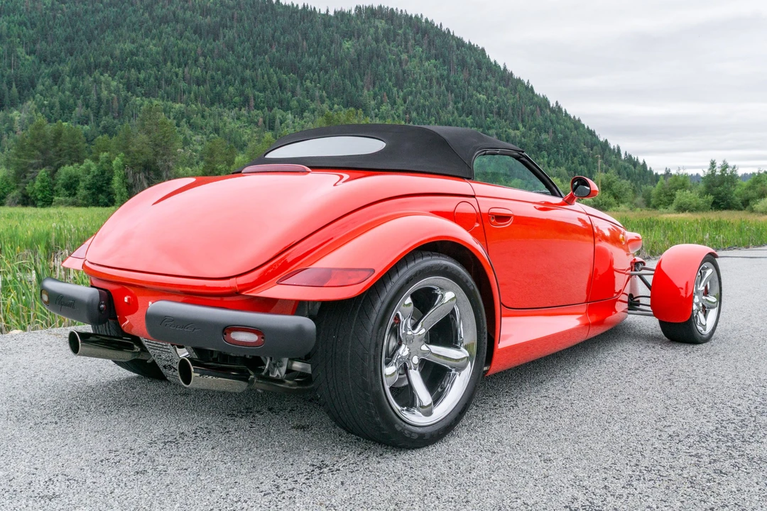 2000 Plymouth Prowler - Image 14 of 31