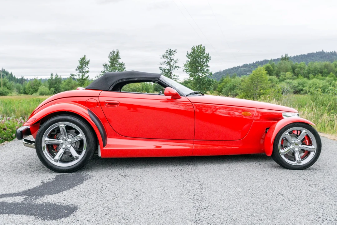 2000 Plymouth Prowler - Image 15 of 31