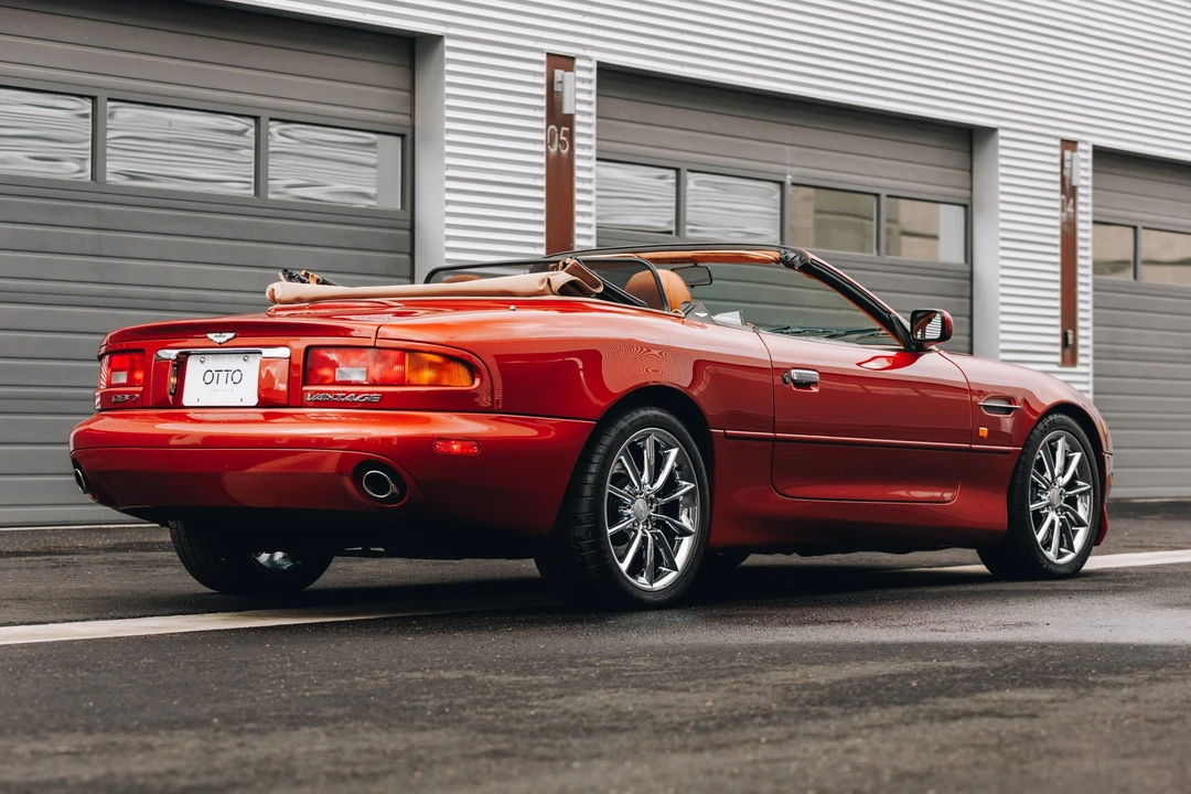 2001 Aston Martin DB7 Vantage - Image 16 of 31