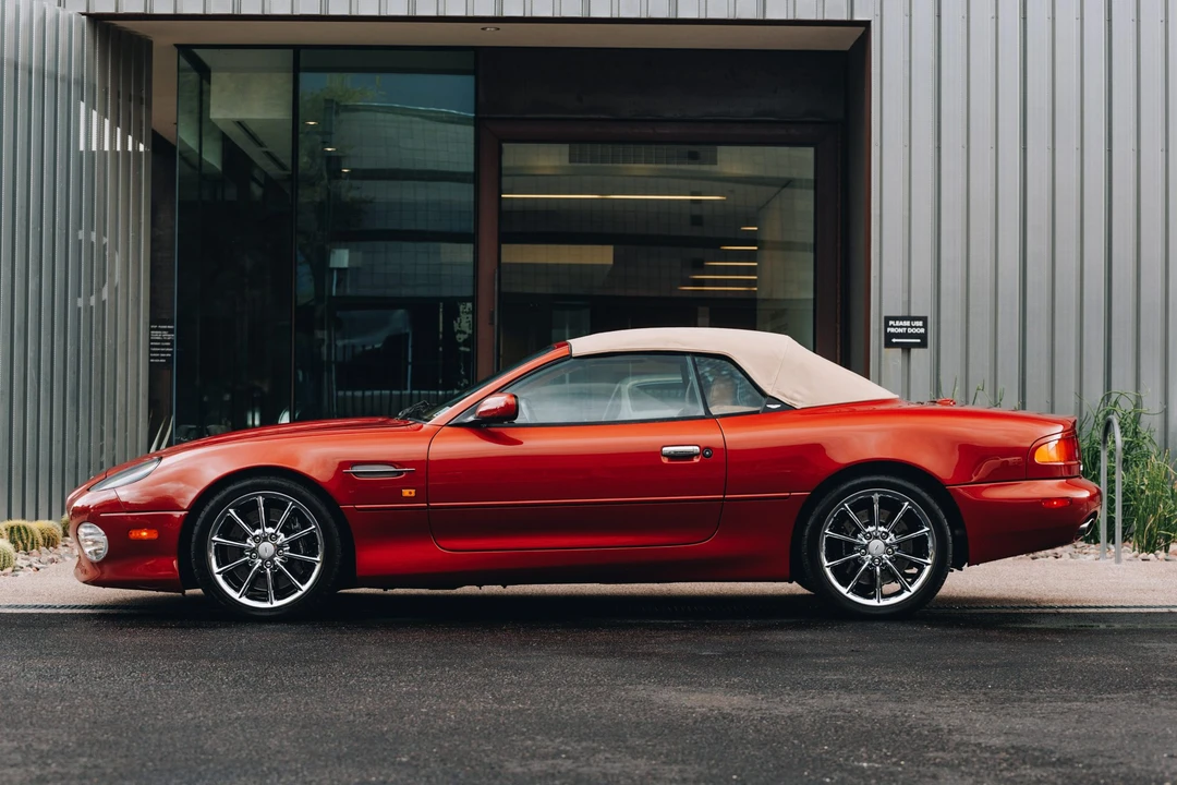 2001 Aston Martin DB7 Vantage - Image 24 of 31