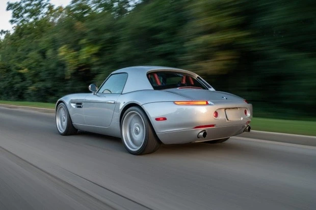 2001 BMW Z8 - Image 2 of 8
