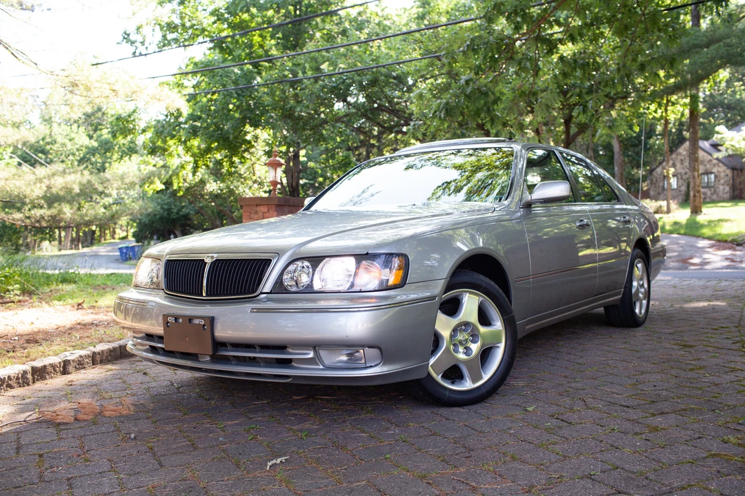 2001 Infiniti Q45 2nd Gen - Image 2 of 31