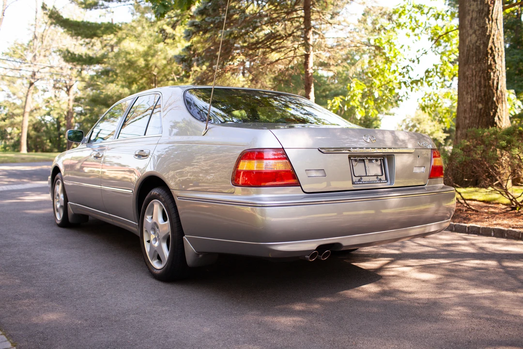 2001 Infiniti Q45 2nd Gen - Image 9 of 31