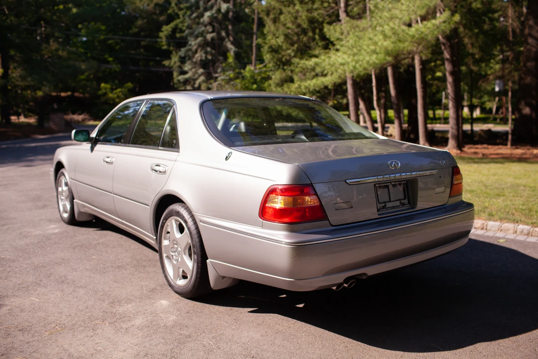 2001 Infiniti Q45 2nd Gen - Image 8 of 31