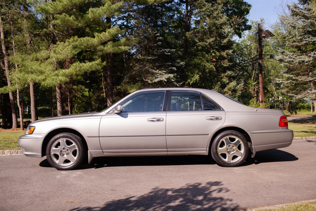 2001 Infiniti Q45 2nd Gen - Image 6 of 31