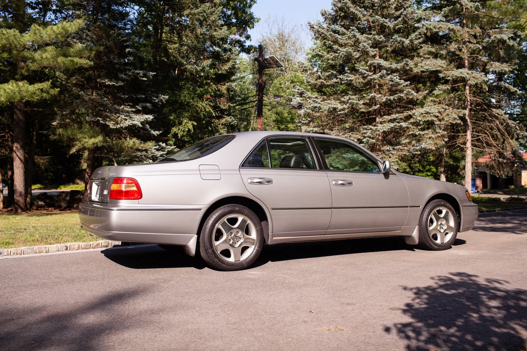 2001 Infiniti Q45 2nd Gen - Image 14 of 31