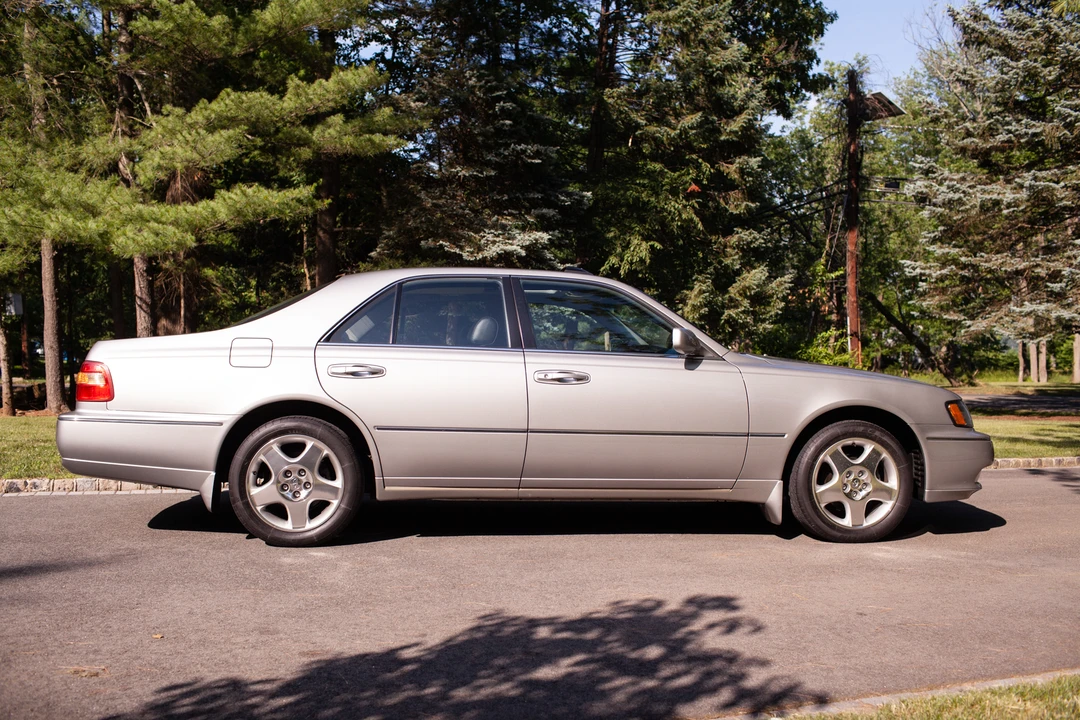 2001 Infiniti Q45 2nd Gen - Image 17 of 31