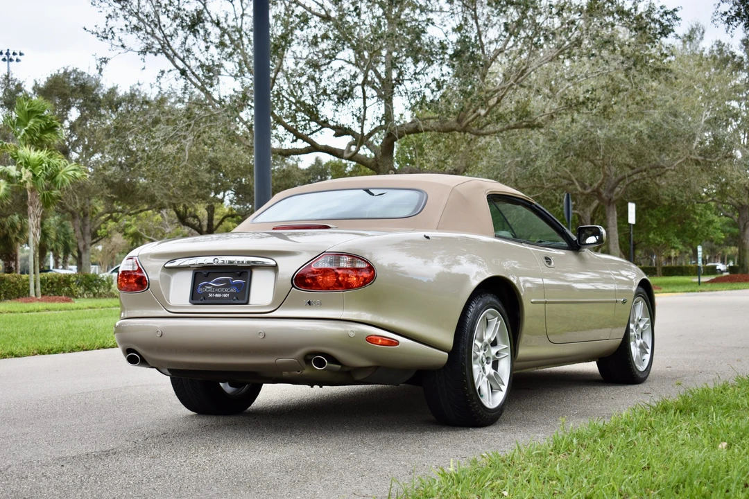2001 Jaguar X100 XK8 - Image 12 of 31