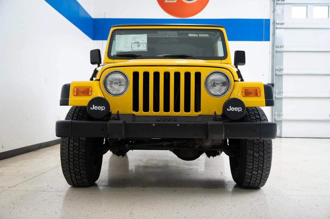 2001 Jeep TJ Wrangler - Image 2 of 31