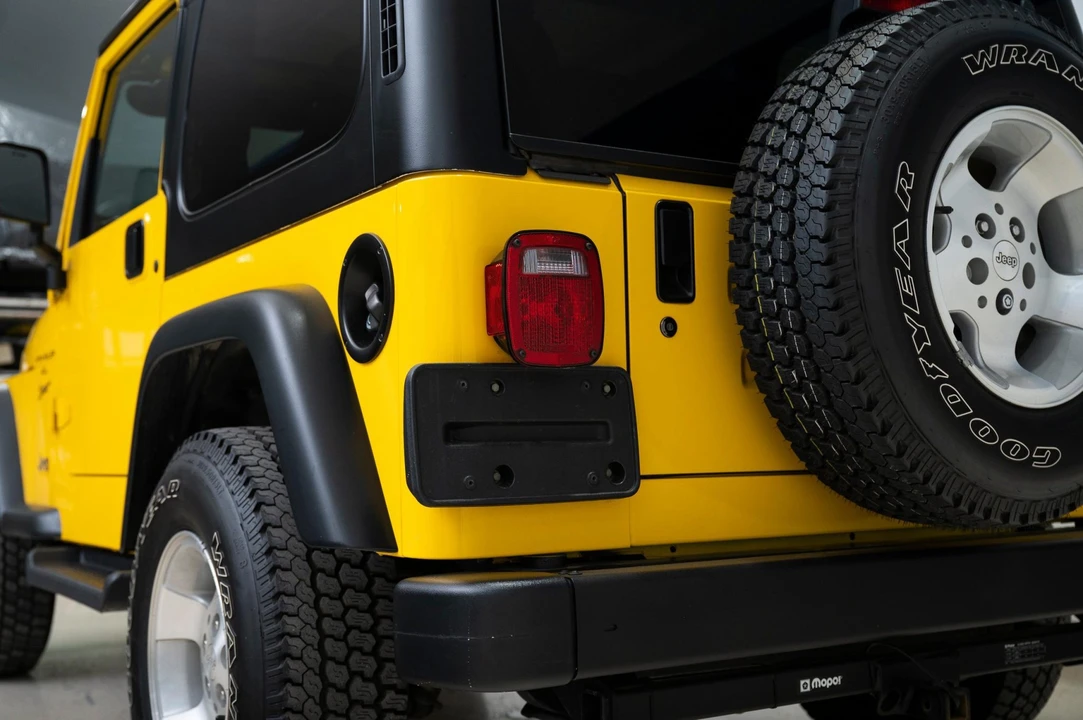 2001 Jeep TJ Wrangler - Image 21 of 31