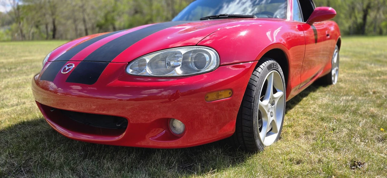 2001 Mazda NB MX-5 Miata - Image 24 of 31