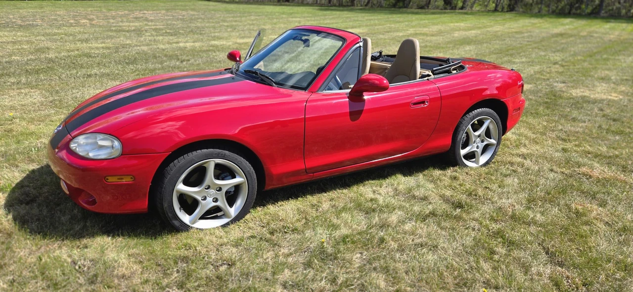 2001 Mazda NB MX-5 Miata - Image 15 of 31