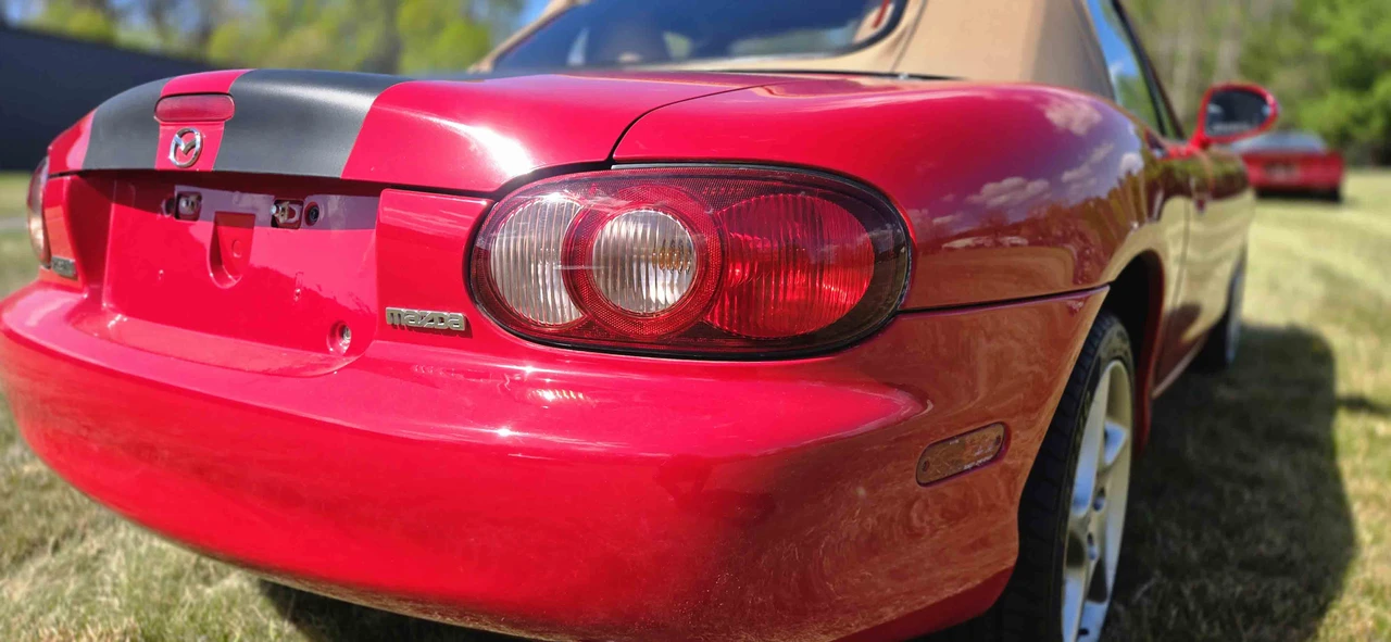 2001 Mazda NB MX-5 Miata - Image 27 of 31