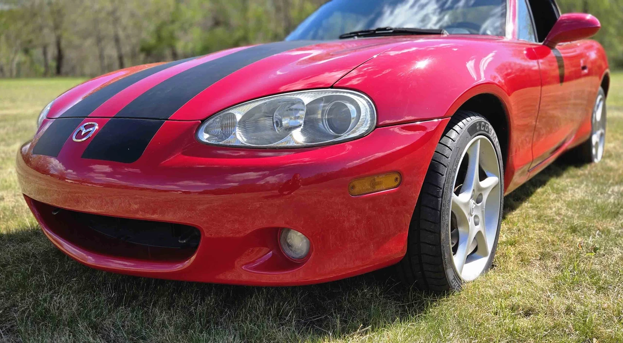 2001 Mazda NB MX-5 Miata - Image 24 of 31