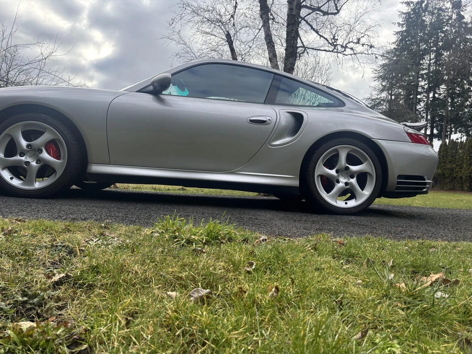 2001 Porsche 996 Turbo - Image 14 of 31