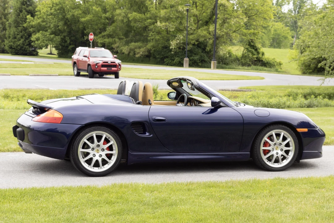 2001 Porsche 986 Boxster S - Image 24 of 31