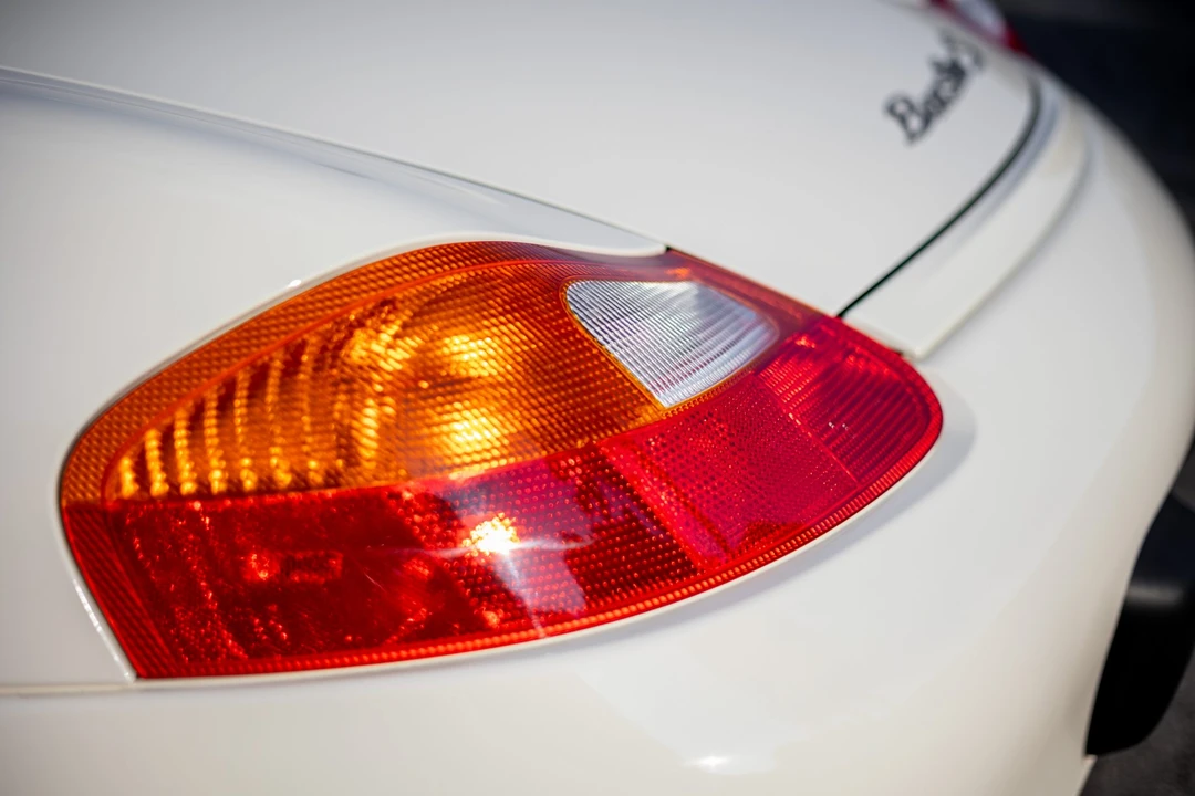 2001 Porsche 986 Boxster S - Image 28 of 31