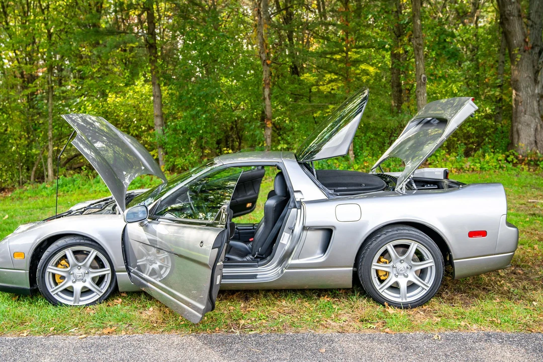 2002 Acura NA2 NSX - Image 11 of 31