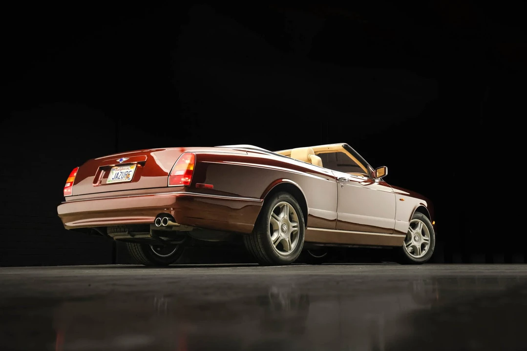 2002 Bentley Azure 1st Gen - Image 19 of 31
