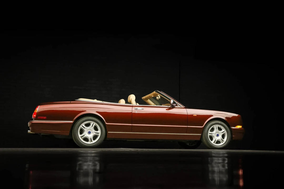 2002 Bentley Azure 1st Gen - Image 16 of 31