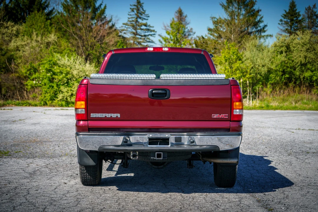 2002 GMC Sierra 2nd Gen - Image 15 of 31