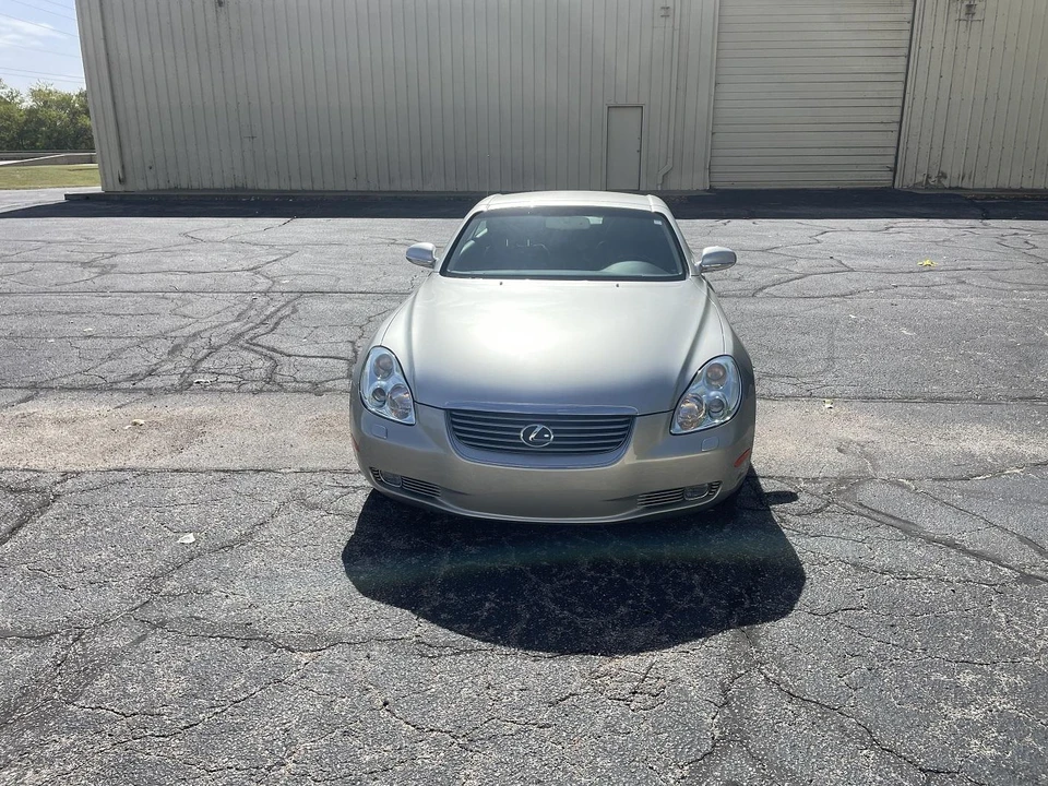 2002 Lexus SC430 - Image 4 of 31