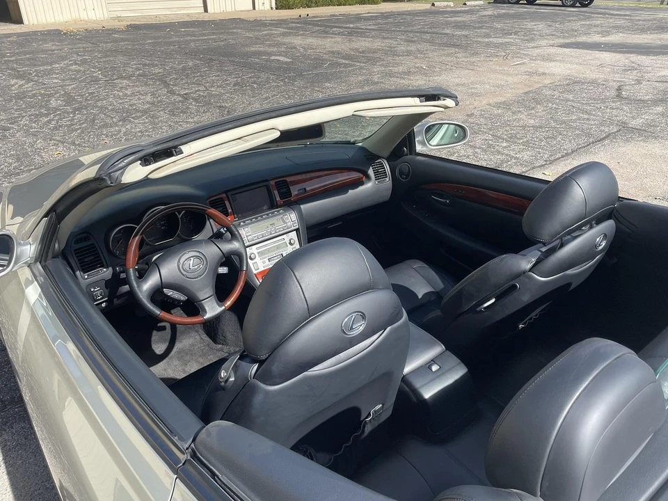 2002 Lexus SC430 - Image 29 of 31