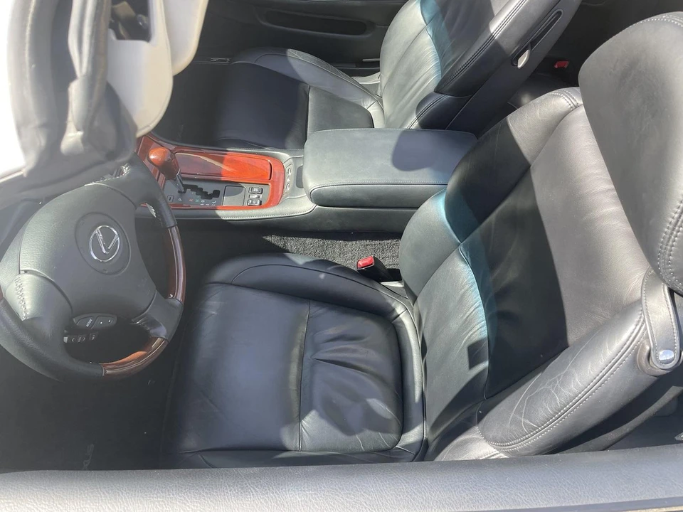 2002 Lexus SC430 - Image 27 of 31