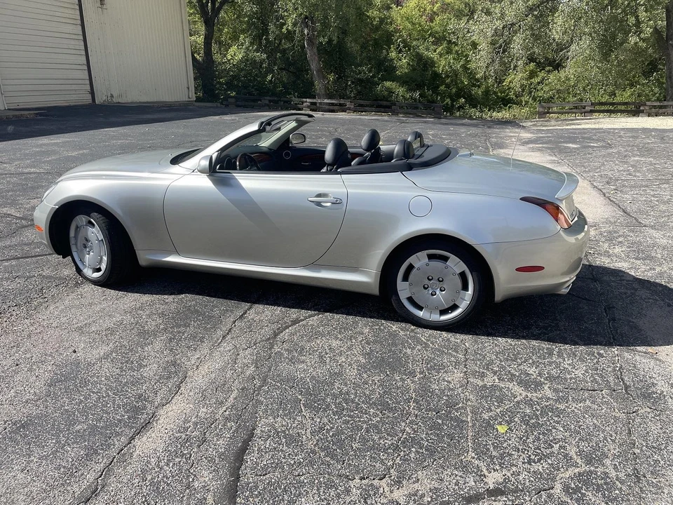 2002 Lexus SC430 - Image 11 of 31