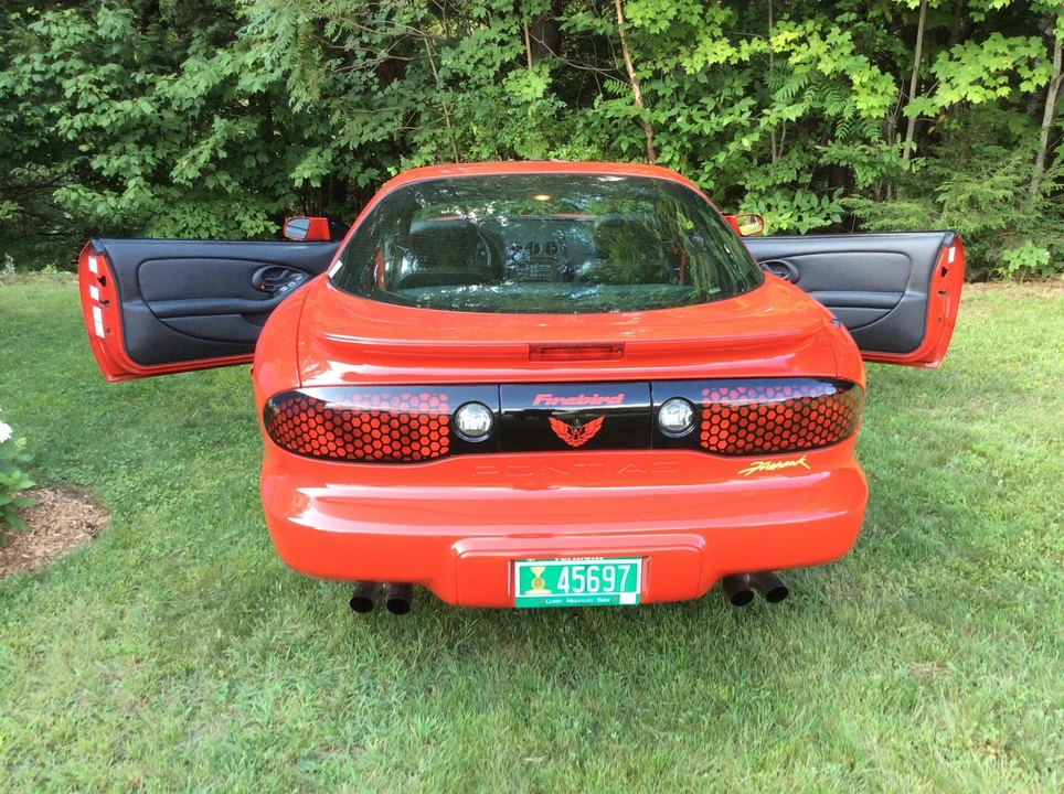 2002 Pontiac Firebird 4th Gen - Image 12 of 31