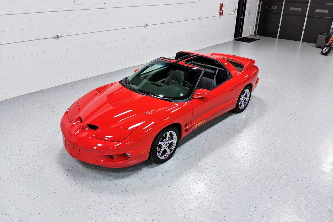 2002 Pontiac Firebird 4th Gen - Image 2 of 31