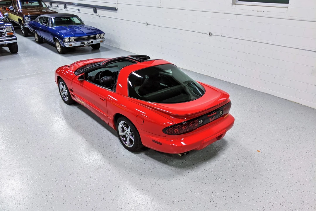 2002 Pontiac Firebird 4th Gen - Image 9 of 31