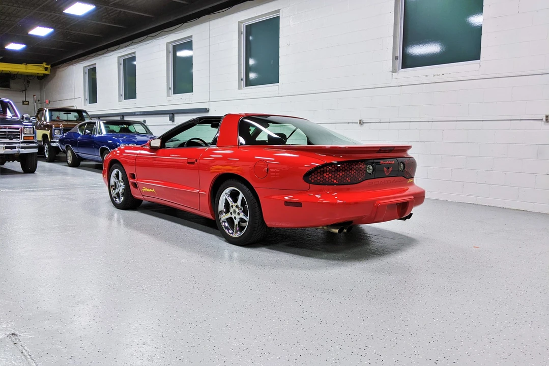 2002 Pontiac Firebird 4th Gen - Image 7 of 31
